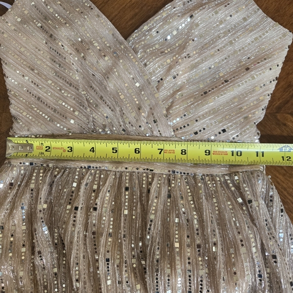 B Darlin Shimmering Gold Prom .Size 3 - 4 - Picture 5 of 11